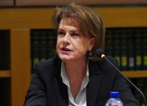Στεφανία Μεράκου